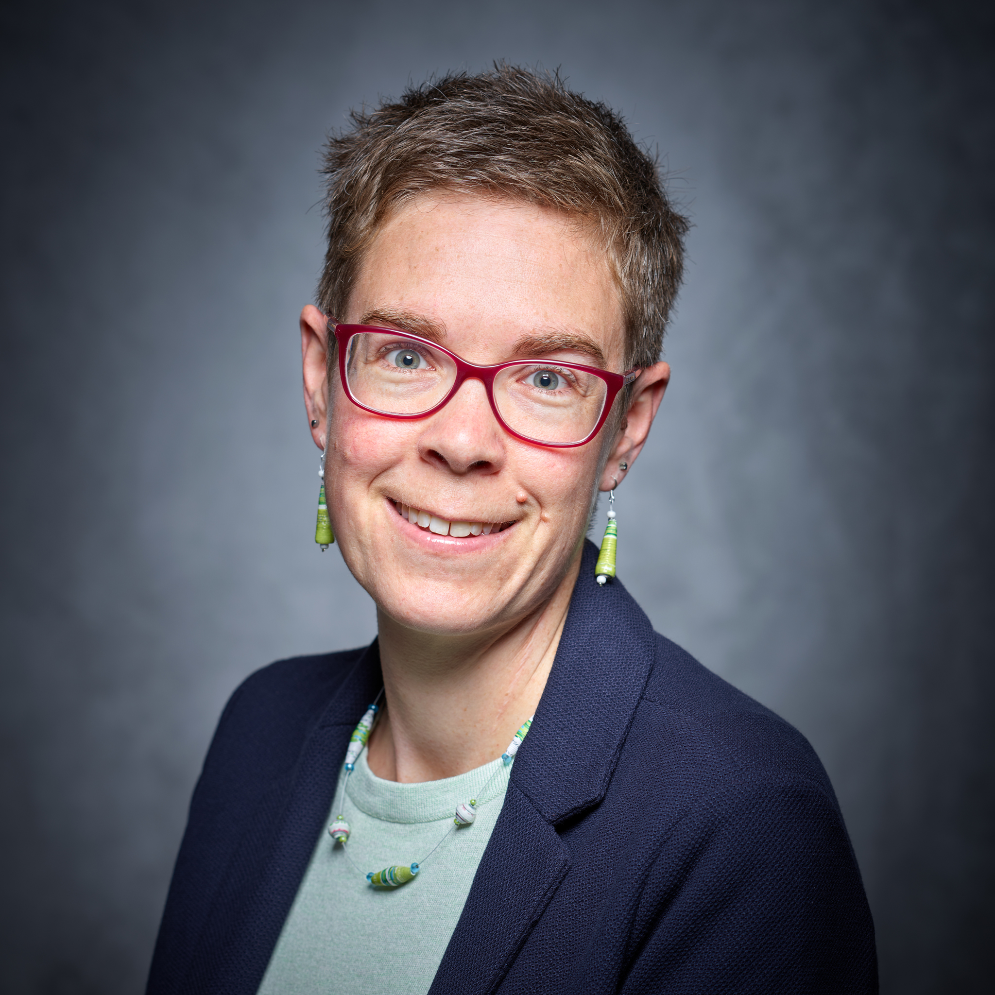 Portrait de Mme Stéfanie Losey, conseillère communale Romont